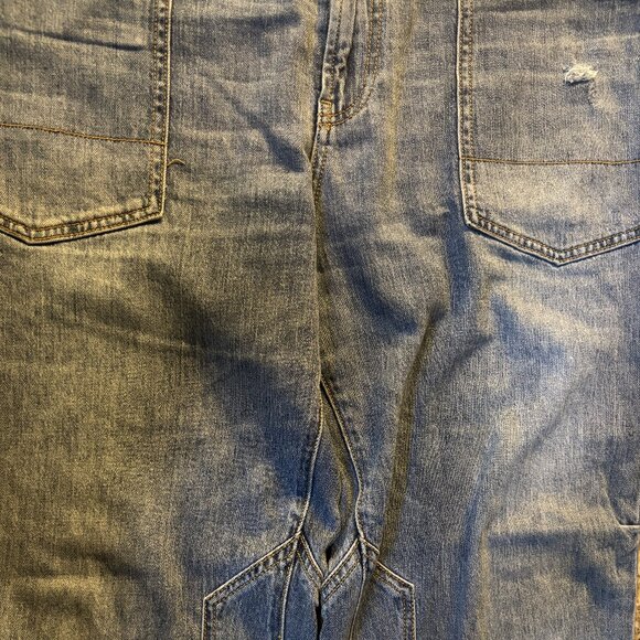 Pilcro Wanderer Cuffed Relaxed-Leg Jeans (Anthropologie) Size 31 - Picture 4 of 14